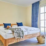Graukranich 41 * Fuhlendorf (Mecklenburg-Vorpommern)