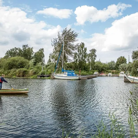 Graukranich 41 Fuhlendorf (Mecklenburg-Vorpommern)